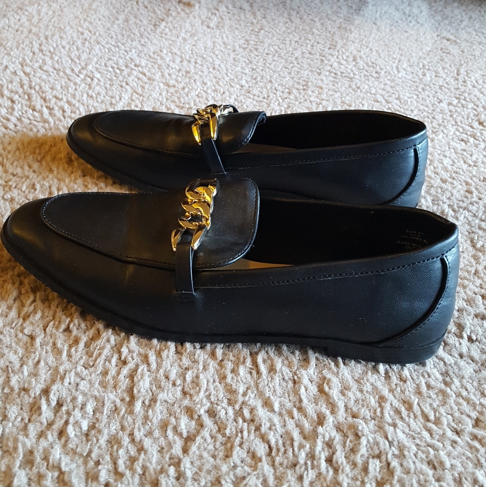 H&M Black Chain-Detail Loafers Size 8